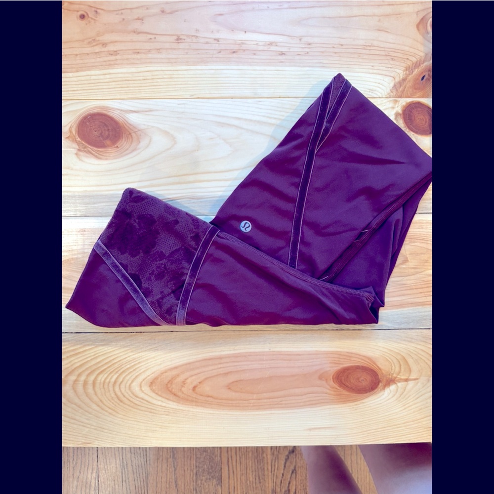 Lululemon Wunder Under Hi-Rise Burgundy Floral Burnout Mesh Leggings | s6 - Picture 8 of 17
